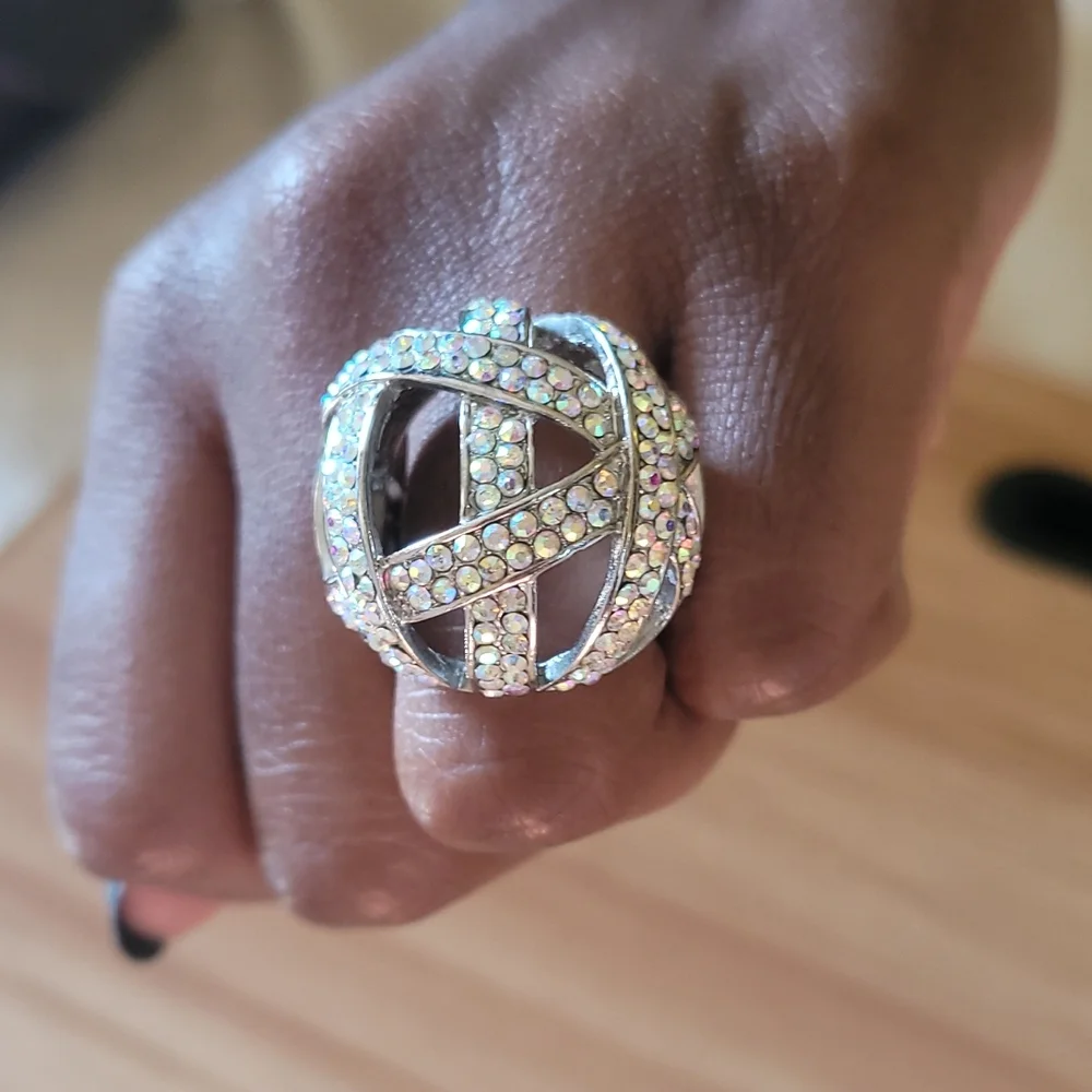 Ring - Picture 2 of 2